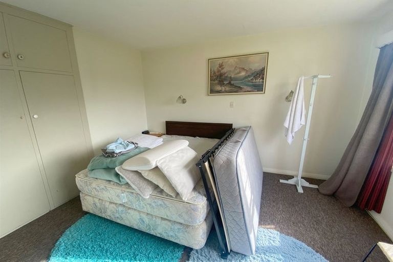 Photo of property in 10 Hampton Place, Burnside, Christchurch, 8053