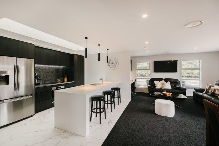 Photo of property in 12 Serenity Crescent, Kelvin Grove, Palmerston North, 4414