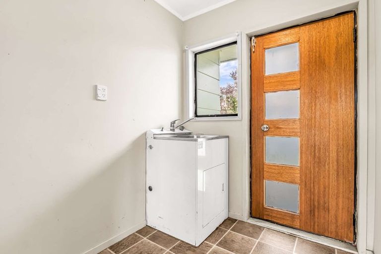 Photo of property in 97a Pohutukawa Drive, Owhata, Rotorua, 3010