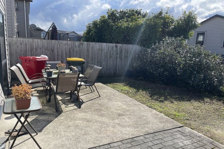 Photo of property in 6 Kuparu Street, Weymouth, Auckland, 2103