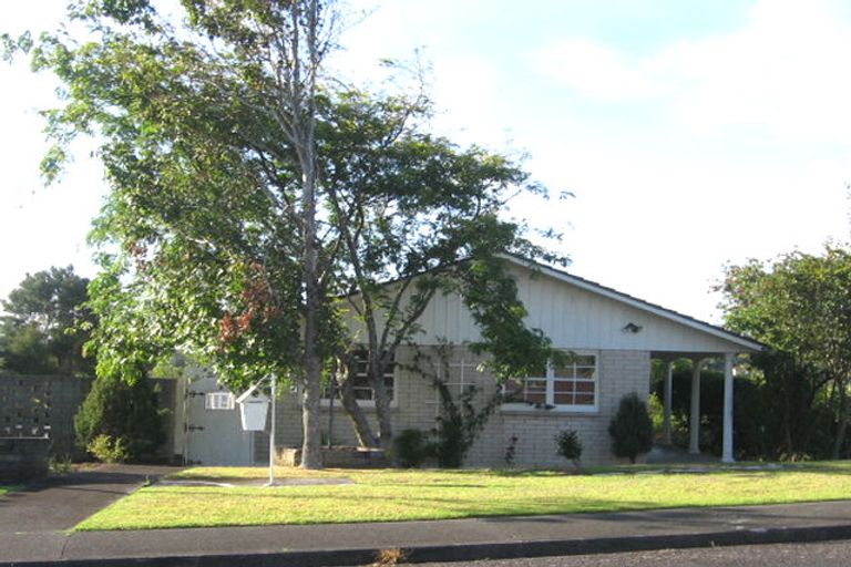 Photo of property in 112 Eban Avenue, Hillcrest, Auckland, 0627