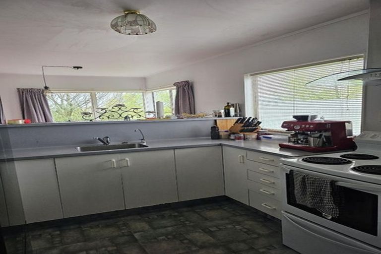 Photo of property in 2 Caulfield Green, Nawton, Hamilton, 3200