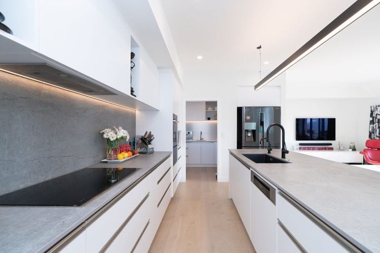 Photo of property in 14 Garden Road, Raumati Beach, Paraparaumu, 5032