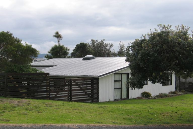 Photo of property in 17 Darroch Slope, Omaha, 0986