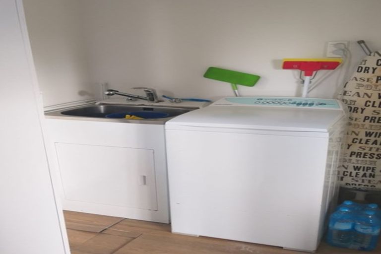 Photo of property in 2/58 Birdwood Avenue, Beckenham, Christchurch, 8023