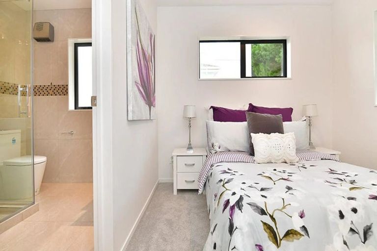 Photo of property in 46 Resolution Drive, Gulf Harbour, Whangaparaoa, 0930