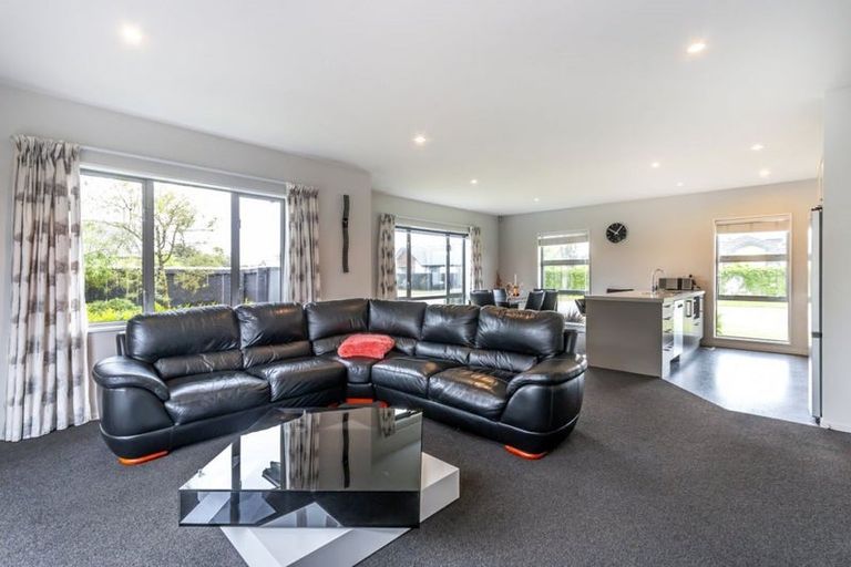 Photo of property in 13 Bellvue Drive, Prebbleton, 7604