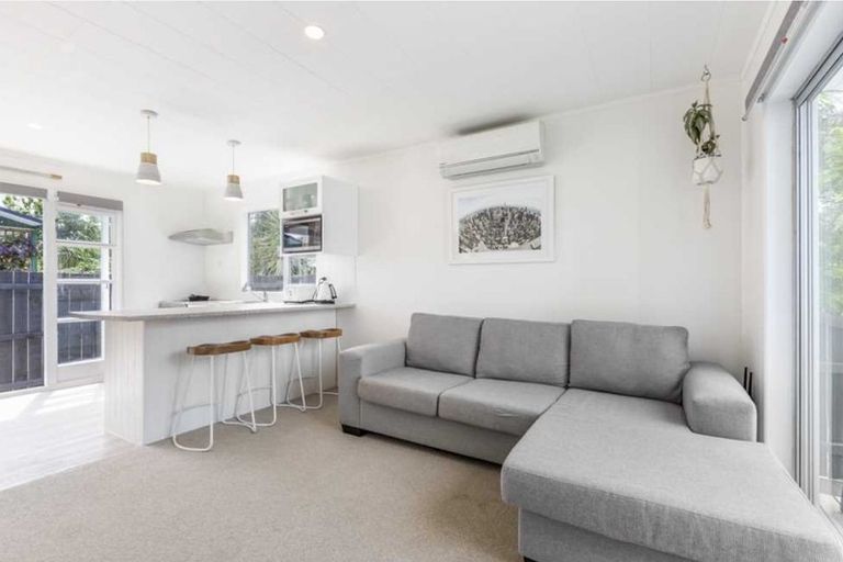 Photo of property in 122a The Circle, Manly, Whangaparaoa, 0930