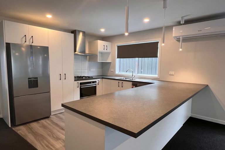 Photo of property in 38 Karearea Avenue, Kenepuru, Porirua, 5022