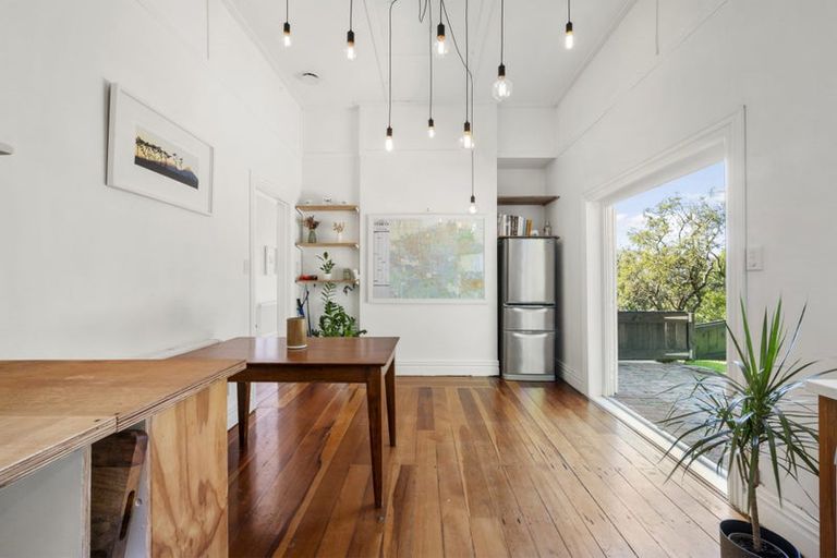 Photo of property in 13 Laura Avenue, Brooklyn, Wellington, 6021