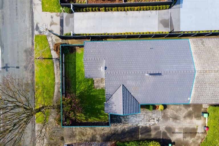 Photo of property in 1/36 Jeffreys Road, Fendalton, Christchurch, 8052