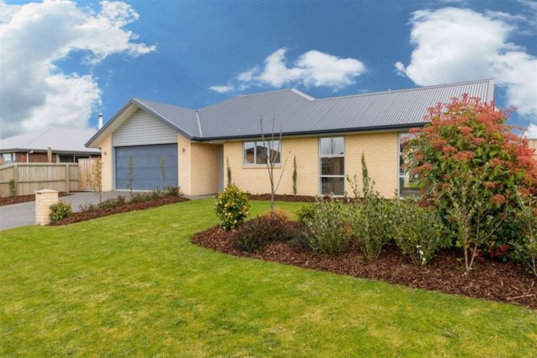 Photo of property in 6 Bradbury Avenue, Rolleston, 7614