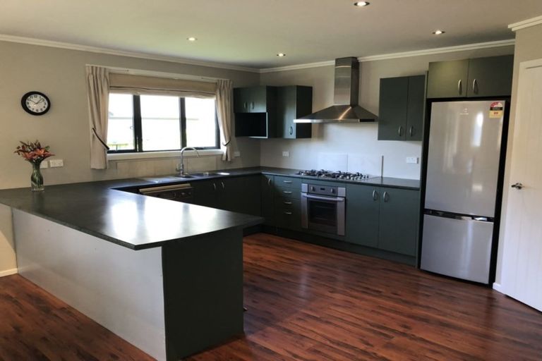 Photo of property in 28 Quill Street, Lake Hayes, Queenstown, 9304