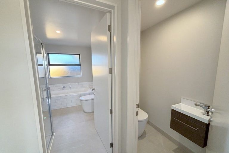 Photo of property in 15 Busby Way, Rolleston, 7614