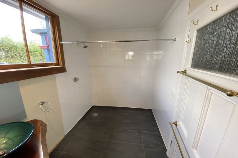 Photo of property in 35 Dublin Street, Martinborough, 5711