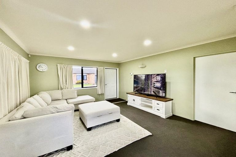 Photo of property in 2c Ridgeway Road, Pukekohe, 2120