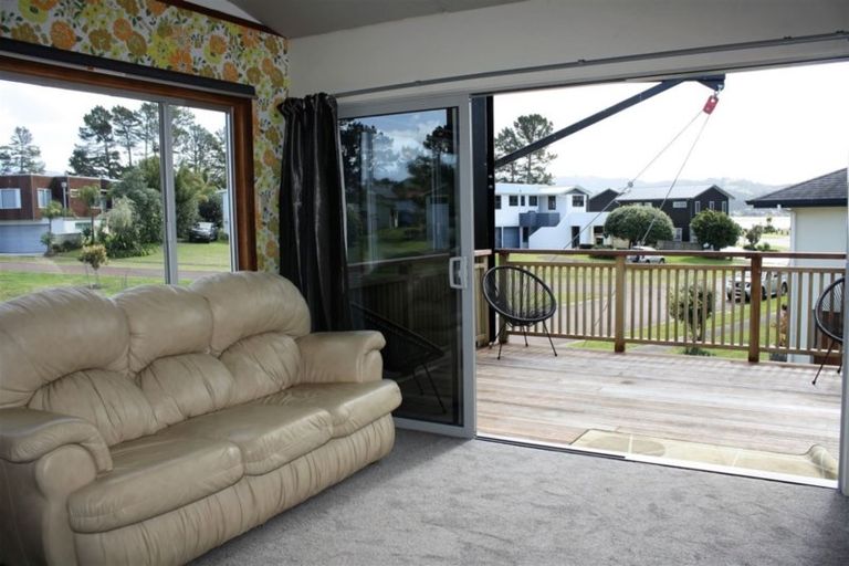 Photo of property in 4 Brodie Lane, Pauanui, Hikuai, 3579