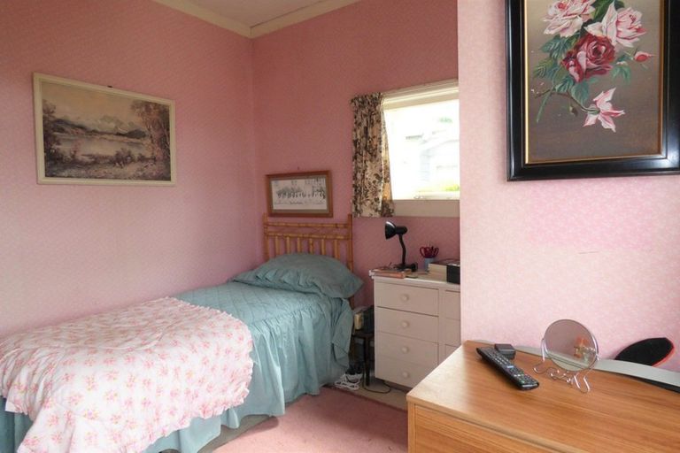 Photo of property in 68 Wharfe Street, South Hill, Oamaru, 9400