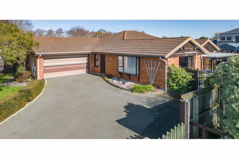 Photo of property in 95 Momorangi Crescent, Redwood, Christchurch, 8051