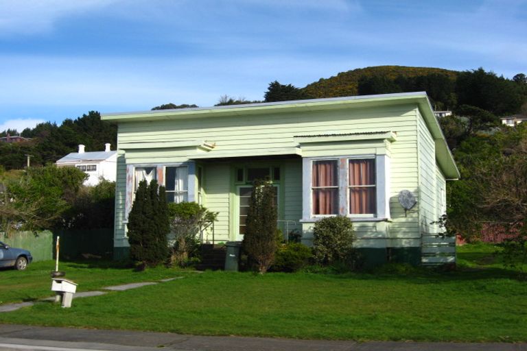 Photo of property in 12 Tone Street, Bluff, 9814