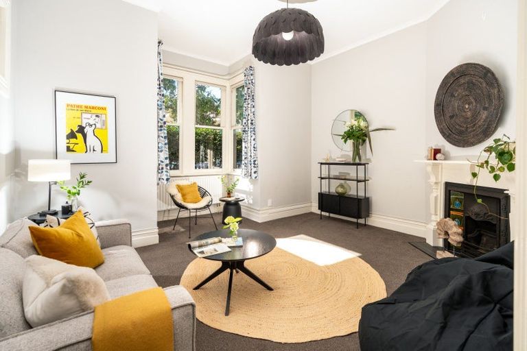 Photo of property in 19 Roy Street, Newtown, Wellington, 6021