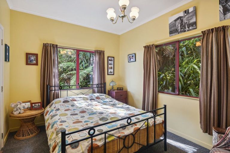 Photo of property in 35 Sunglo Terrace, Otaki, 5512