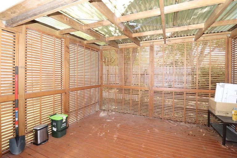Photo of property in 1/48 Mirrabooka Avenue, Botany Downs, Auckland, 2010