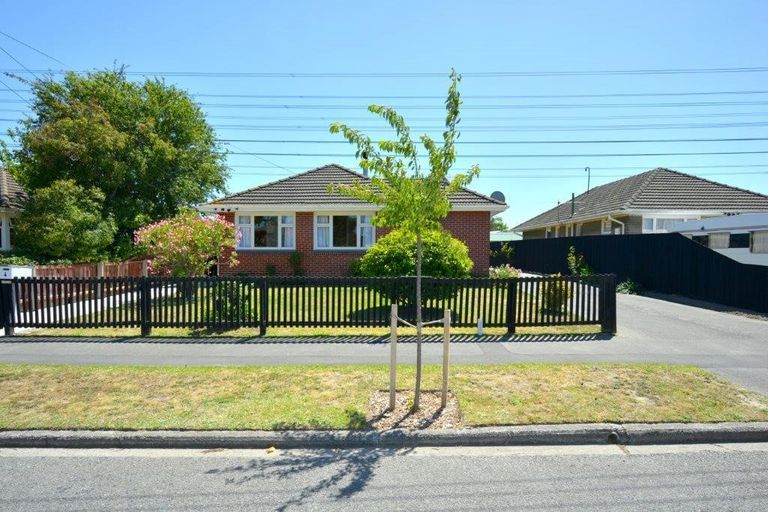 Photo of property in 4 Glencoe Street, Burnside, Christchurch, 8053