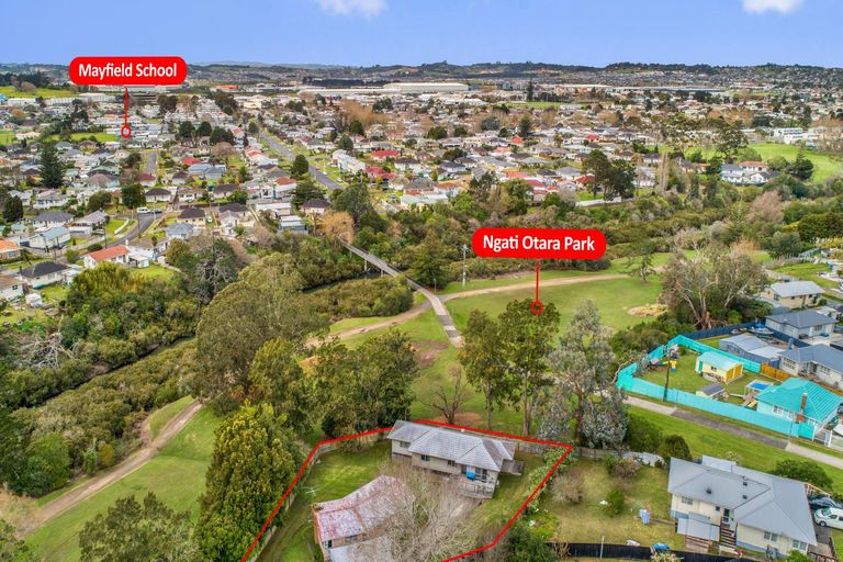 Photo of property in 7 Luke Place, Otara, Auckland, 2023