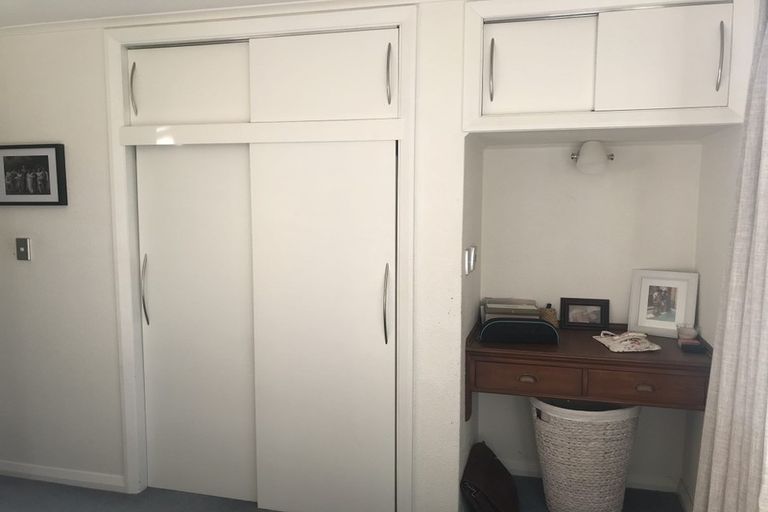 Photo of property in 19 Romney Square, Tawa, Wellington, 5028