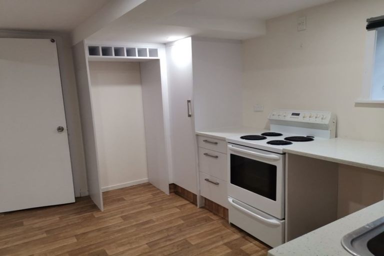 Photo of property in 49 Woodglen Road, Glen Eden, Auckland, 0602