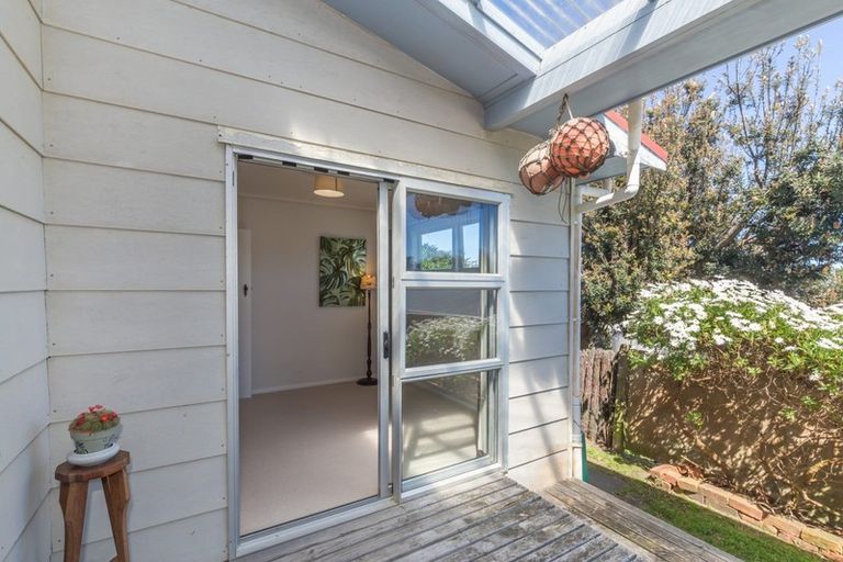 Photo of property in 628 Waitarere Beach Road, Waitarere Beach, Levin, 5510