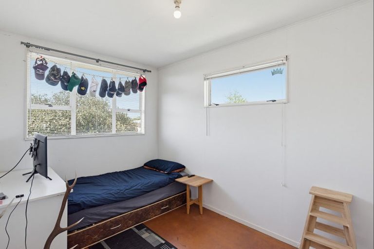 Photo of property in 3 Armagh Street, Levin, 5510