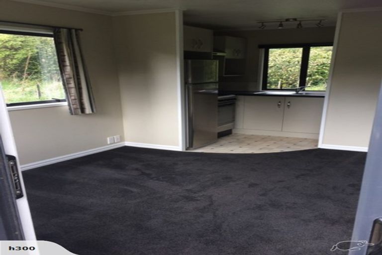 Photo of property in 82 Southernthread Road, Brooklyn, Wellington, 6021