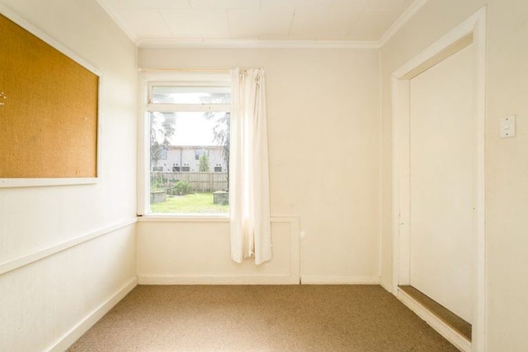 Photo of property in 117 Somerfield Street, Somerfield, Christchurch, 8024