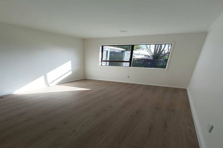 Photo of property in 35 Cherry Road, Bucklands Beach, Auckland, 2014
