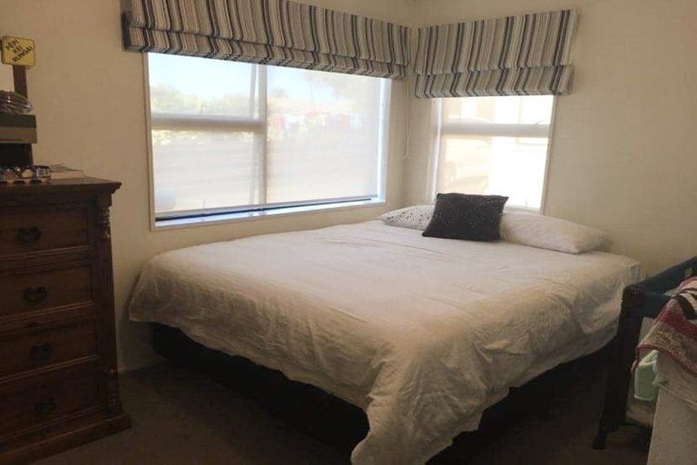 Photo of property in 100b Boucher Avenue, Te Puke, 3119