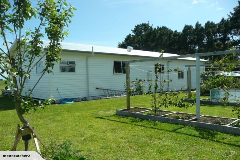 Photo of property in 636 Inland Road North, Onaero, Waitara, 4383