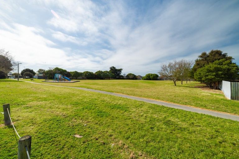 Photo of property in 4 Casa Blanca Lane, Burwood, Christchurch, 8083