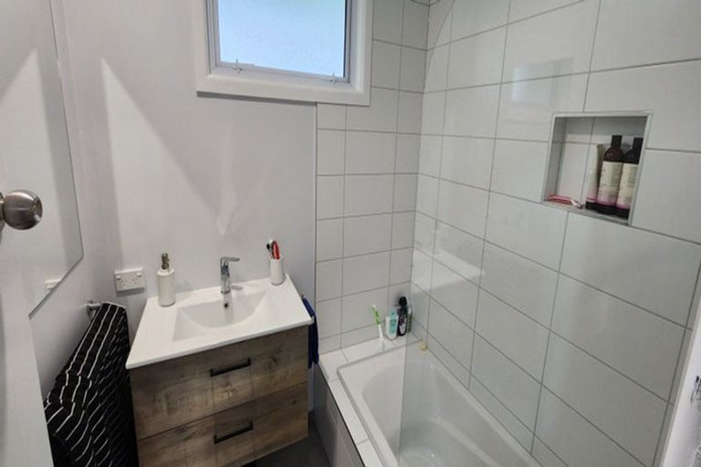 Photo of property in 17 Cumming Street, Okato, 4335