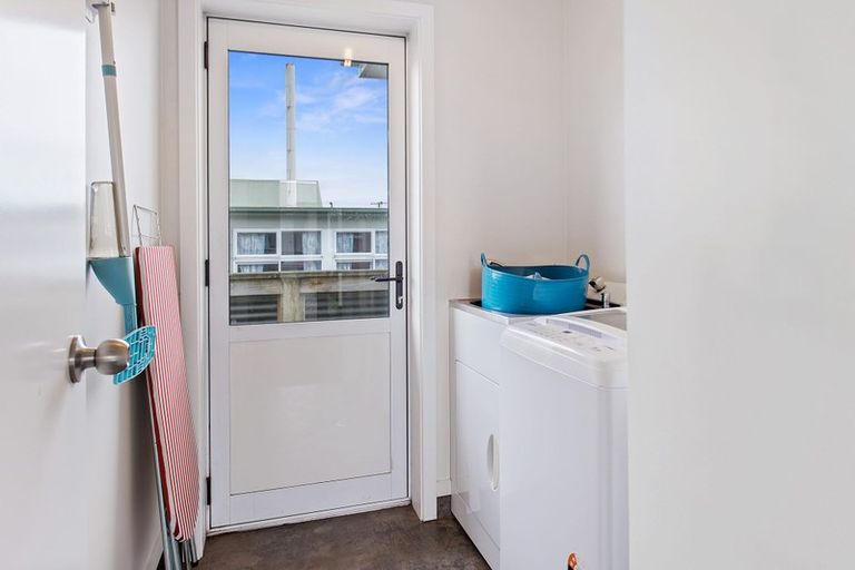 Photo of property in 75 Lothian Crescent, Strathern, Invercargill, 9812