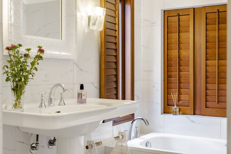 Photo of property in 13 Clifton Road, Hauraki, Auckland, 0622