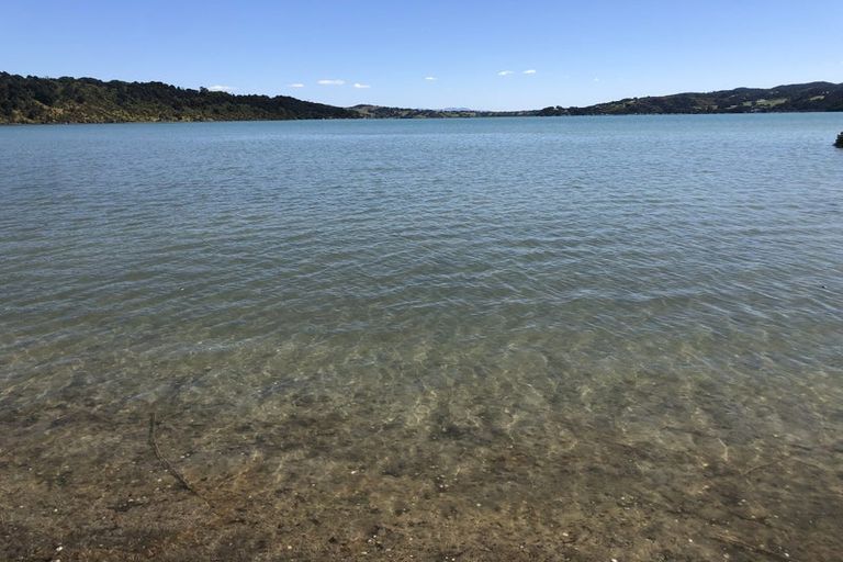 Photo of property in 29 Muritai Road, Parua Bay, Whangarei, 0174