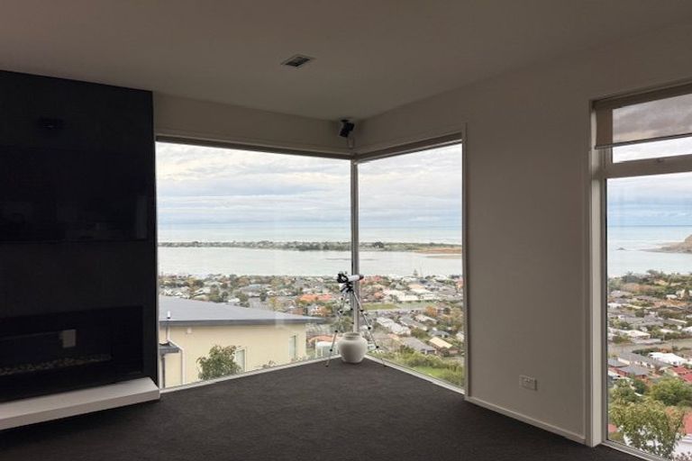 Photo of property in 114 Mccormacks Bay Road, Mount Pleasant, Christchurch, 8081