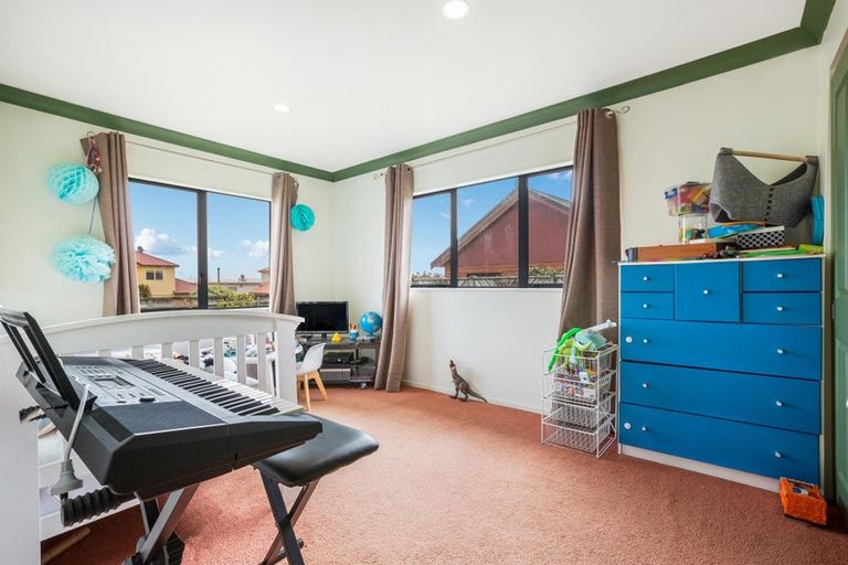 Photo of property in 125 Eskdale Road, Papakowhai, Porirua, 5024