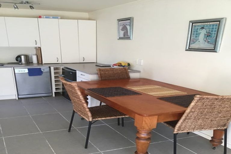 Photo of property in 45 Masterton Road, Rothesay Bay, Auckland, 0630