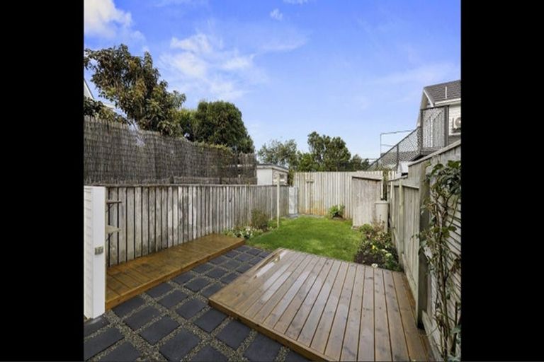 Photo of property in 23 Trent Street, Island Bay, Wellington, 6023