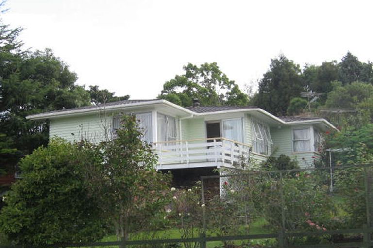 Photo of property in 33 Fitzwater Place, Henderson, Auckland, 0612