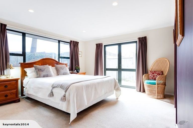 Photo of property in 2a Redwood Street, Elderslea, Upper Hutt, 5018