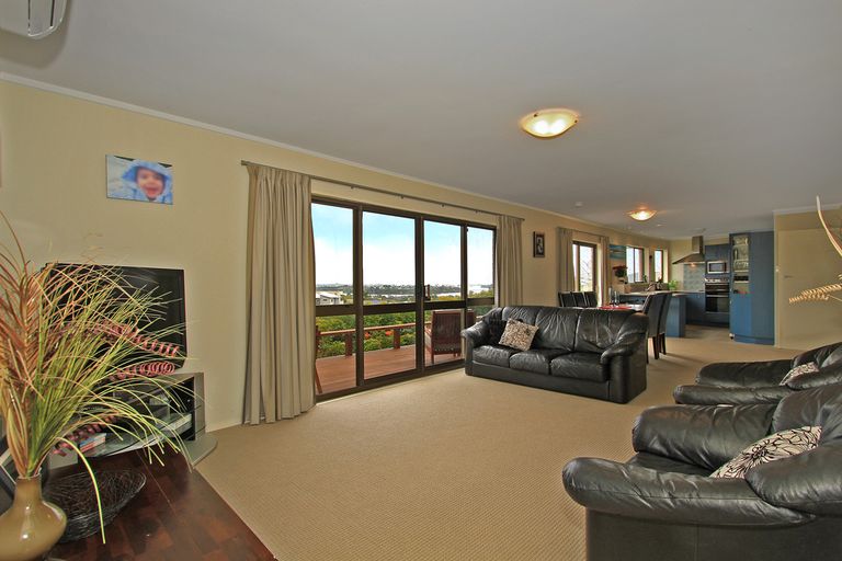 Photo of property in 34 Waikite Road, Welcome Bay, Tauranga, 3112